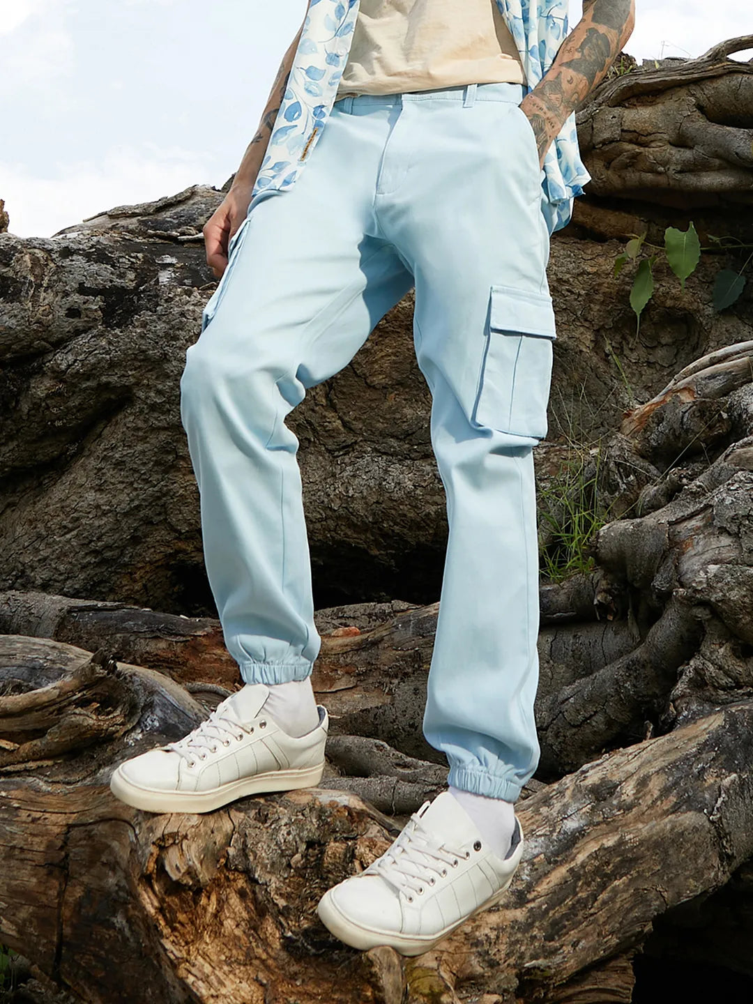 Autry CARGO PANTS IN AIR FORCE BLUE NYLON PAPW-566H